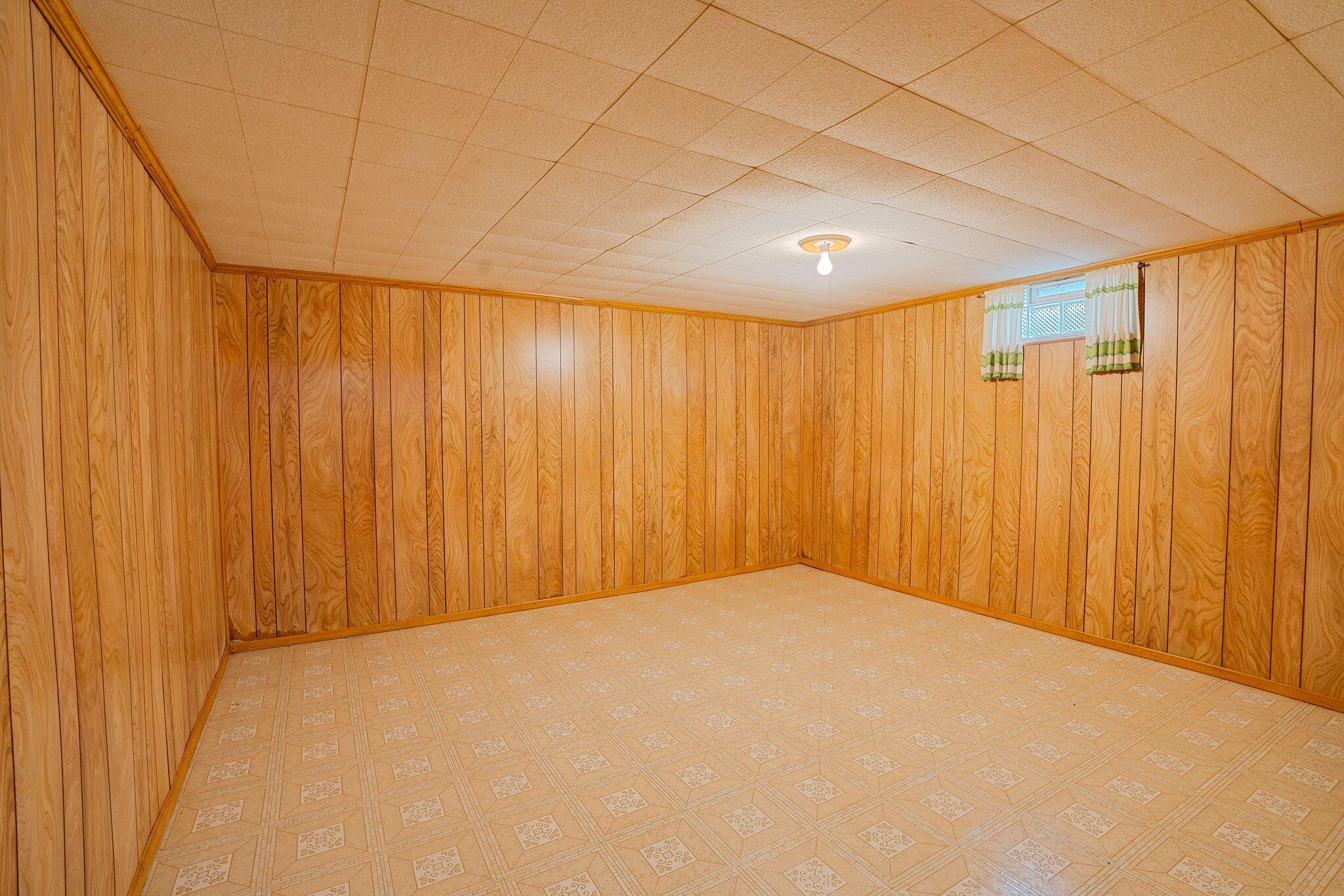 105 Hamilton Road Columbus, OH 43230 - Photo 26 of 35 26-web-or-mls-105 Hamilton Rd - 26