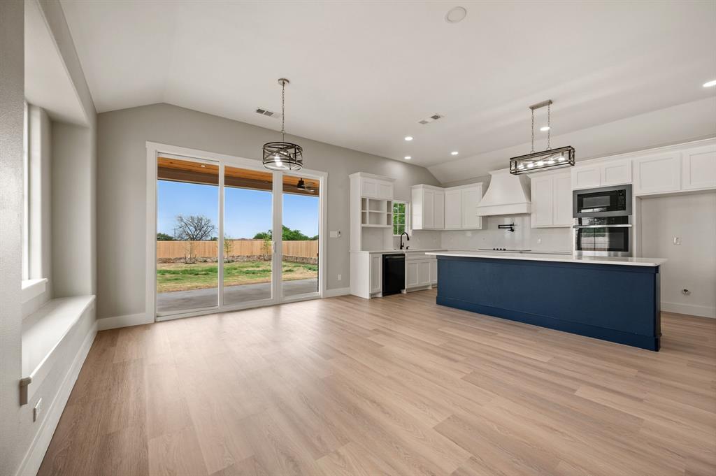 806 N Avenue East Springtown, TX 76082 - Photo 4 of 25 a view of kitchen and window