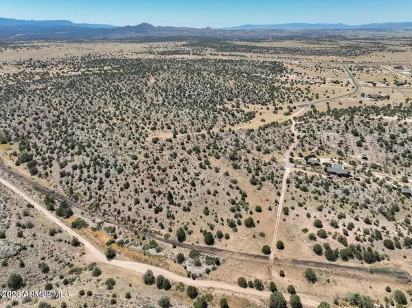 a view of a sky view