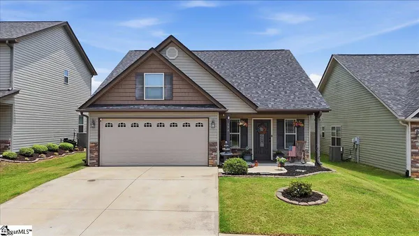 $250,000 | 394 Aniken Circle, Boiling Springs, SC 29316