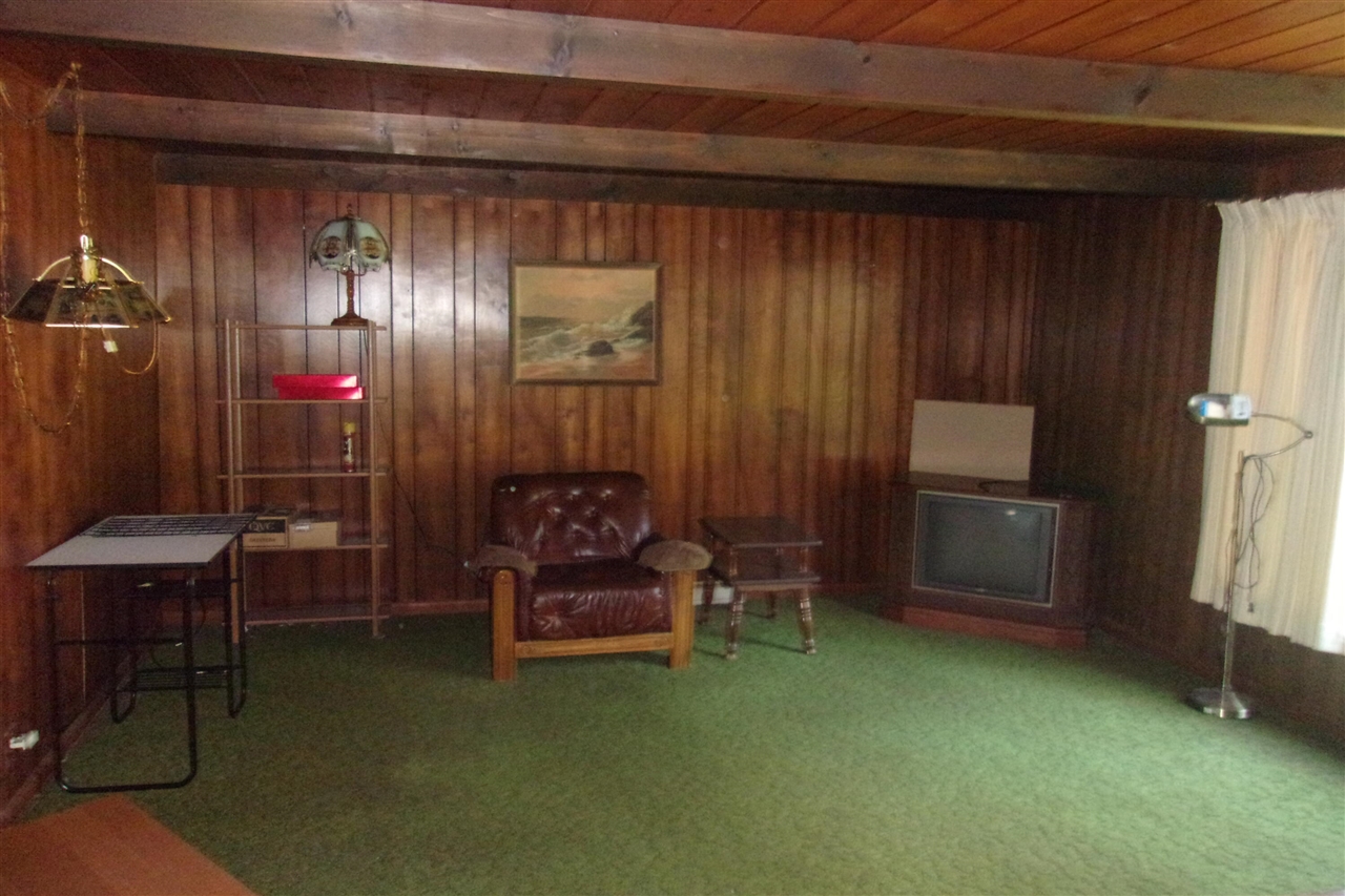 35 3rd Street Manistee, MI 49660 - Photo 5 of 27
