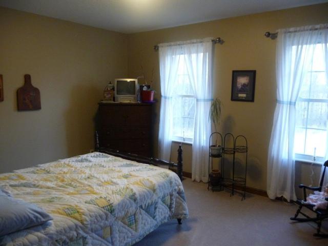 21658 Lee Wolfe Road Gambier, OH 43022 - Photo 11 of 13