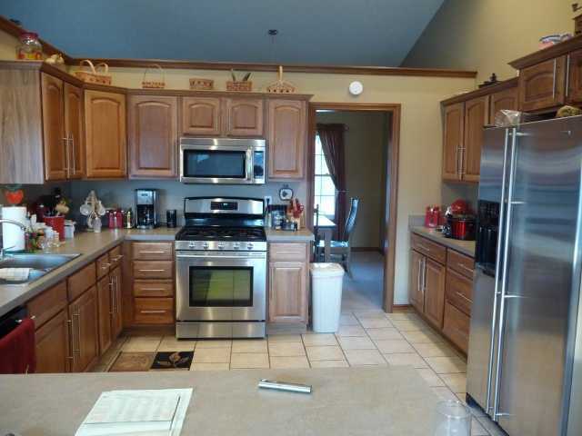 21658 Lee Wolfe Road Gambier, OH 43022 - Photo 4 of 13