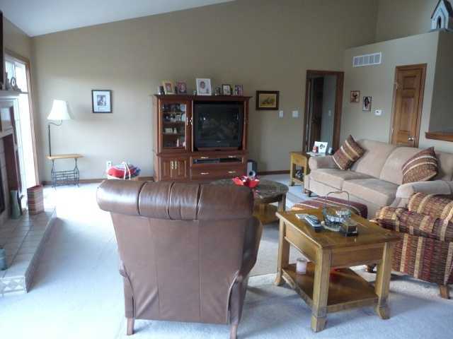 21658 Lee Wolfe Road Gambier, OH 43022 - Photo 6 of 13