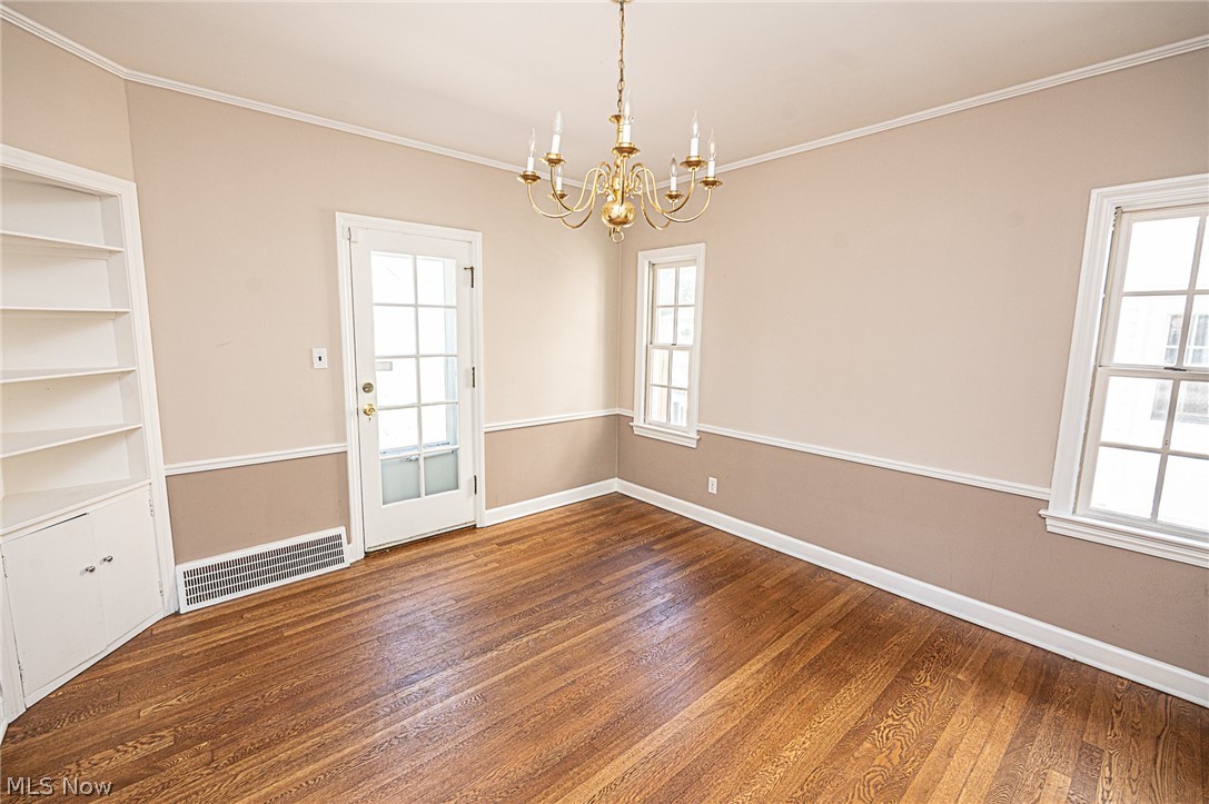 3702 Gridley Road Shaker Heights, OH 44122 - Photo 7 of 27 Gallery Image 7
