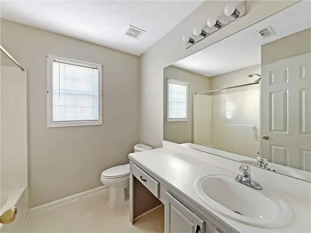 $2,300 | 3028 Express Lane Northeast, Buford, GA 30519