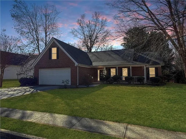 $2,300 | 3028 Express Lane Northeast, Buford, GA 30519