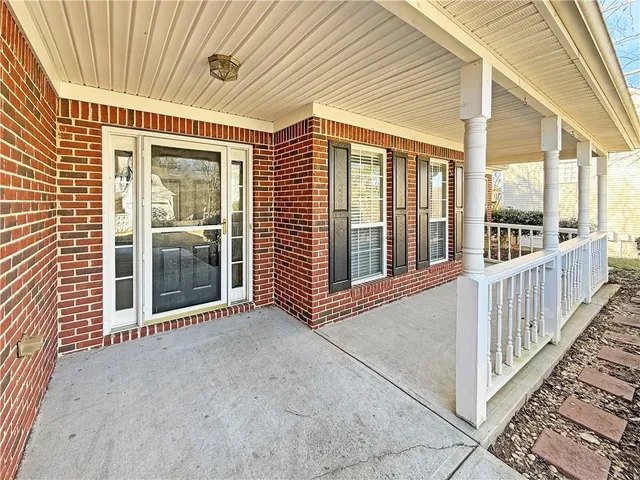 $2,300 | 3028 Express Lane Northeast, Buford, GA 30519