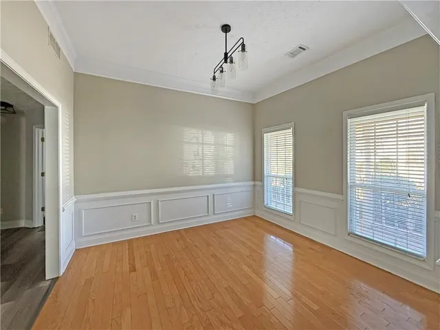 $2,300 | 3028 Express Lane Northeast, Buford, GA 30519