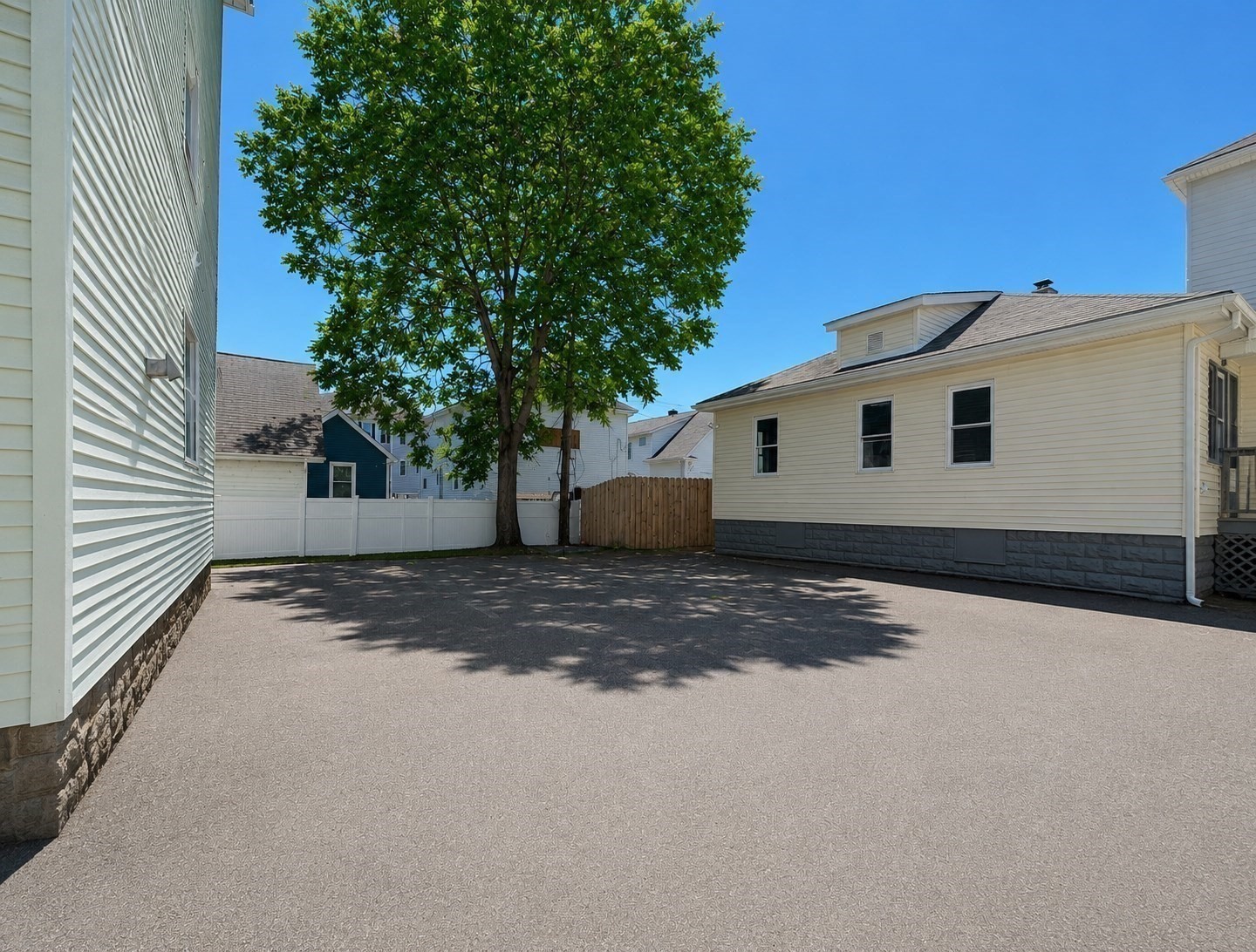 31 Granby And 16.5 Caprera Road Worcester, MA 01604 - Photo 9 of 35 Gallery Image 9