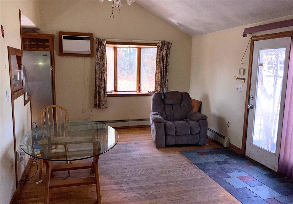 5 Hillcrest Road Andover, MA 01810 - Photo 2 of 12