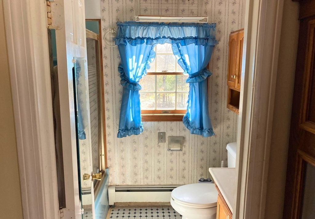 5 Hillcrest Road Andover, MA 01810 - Photo 10 of 12