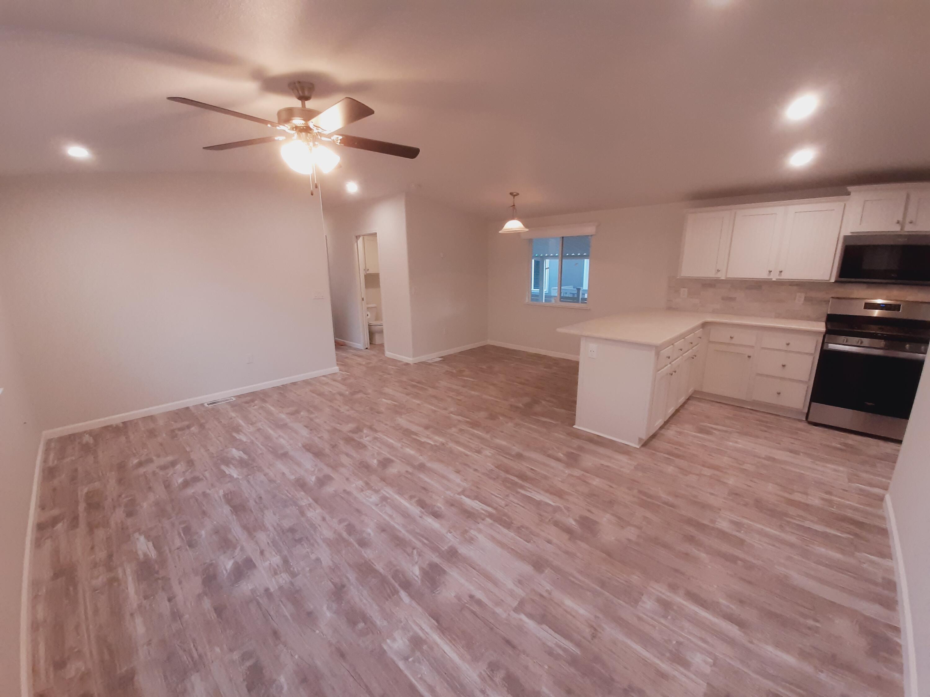 333 Old Mill Road, Unit 36 Santa Barbara, CA 93110 - Photo 3 of 19 Living Room