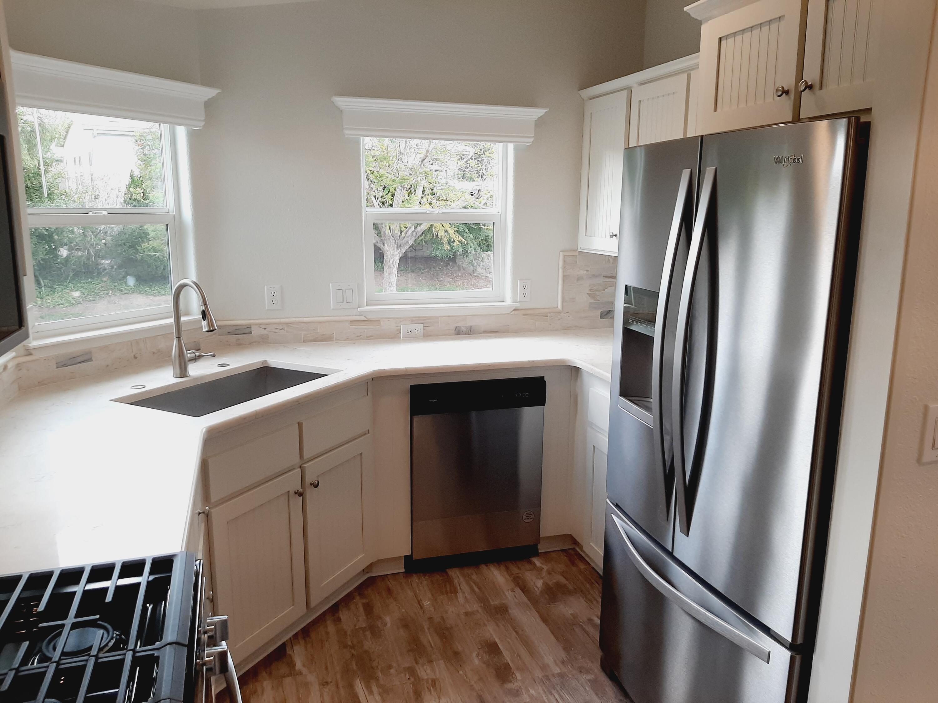 333 Old Mill Road, Unit 36 Santa Barbara, CA 93110 - Photo 6 of 19 Kitchen