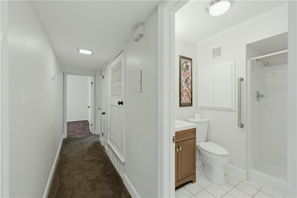 4266 Roswell Road Northeast, Unit F2 Atlanta, GA 30342 - Photo 12 of 30