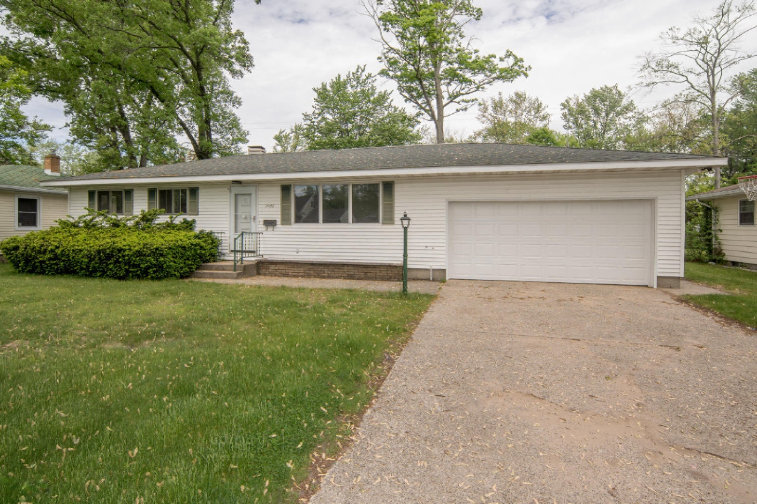 1446 Princeton Road Muskegon, MI 49441 - Photo 1 of 28 1