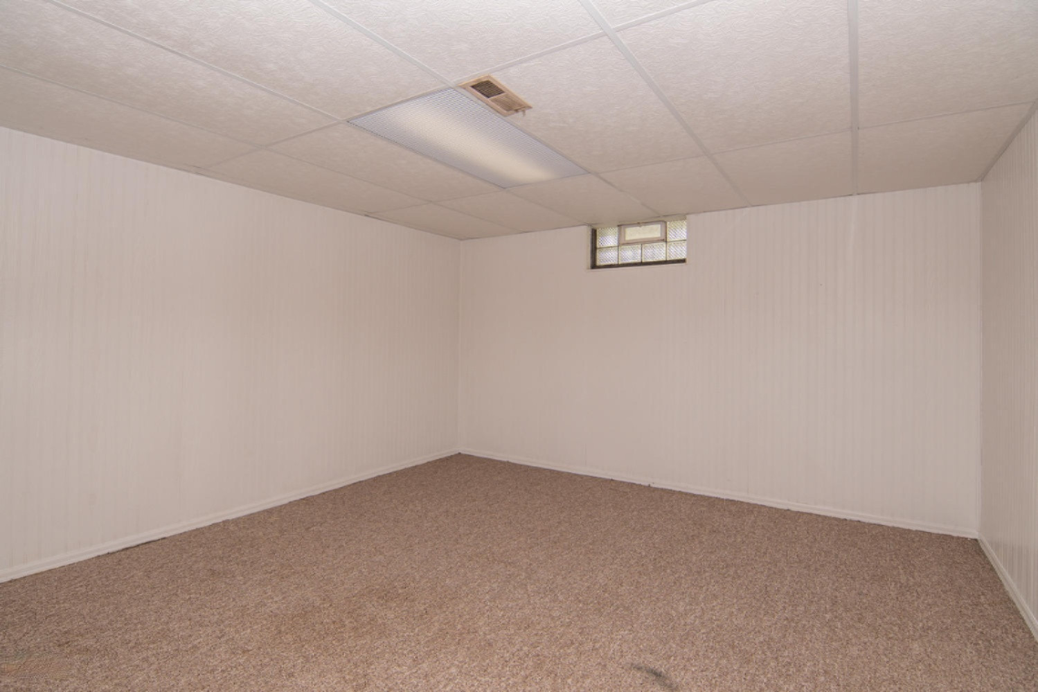 1446 Princeton Road Muskegon, MI 49441 - Photo 24 of 28 24