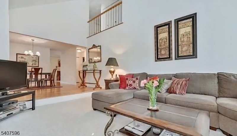 8 Harrow Lane Bedminster, NJ 07921 - Photo 3 of 9