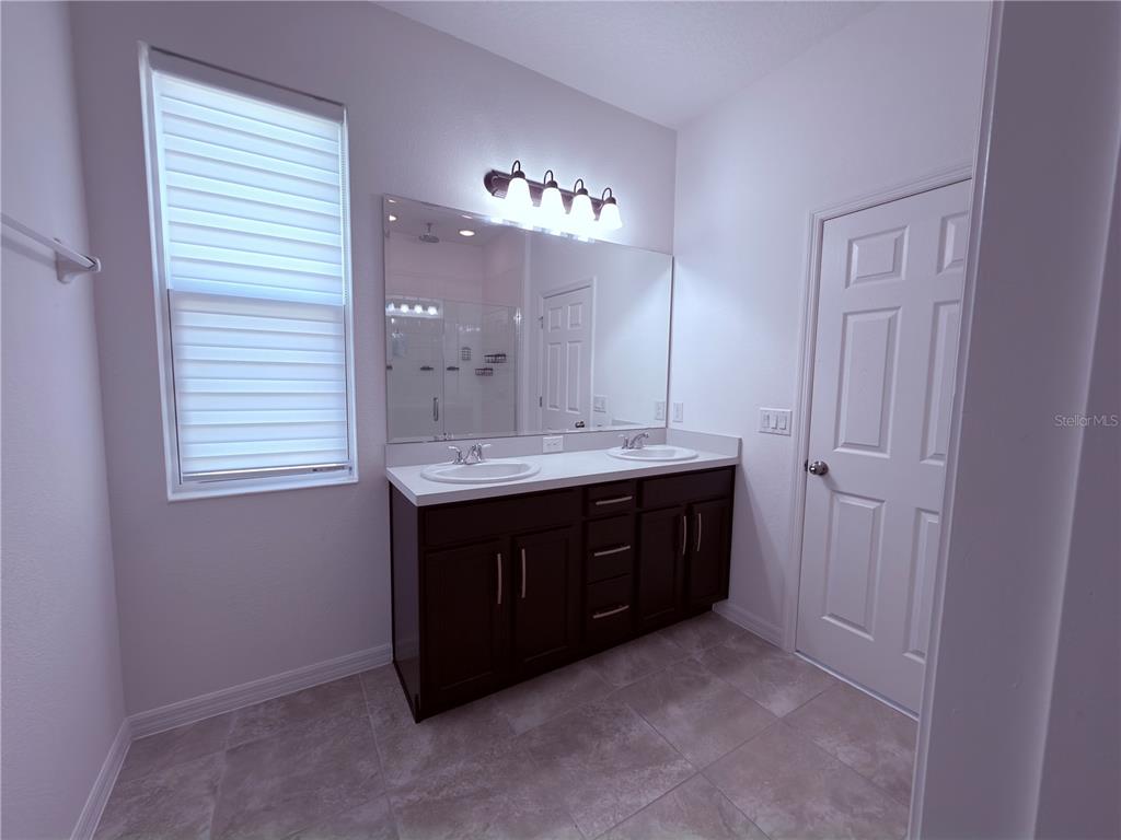 253 Luxmore Road Groveland, FL 34736 - Photo 33 of 41 Gallery Image 33
