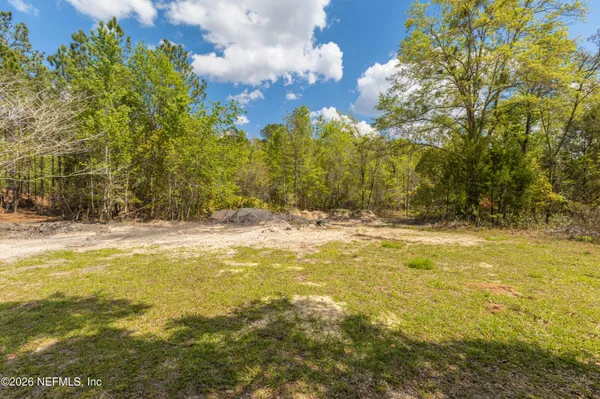 a view of a small yard