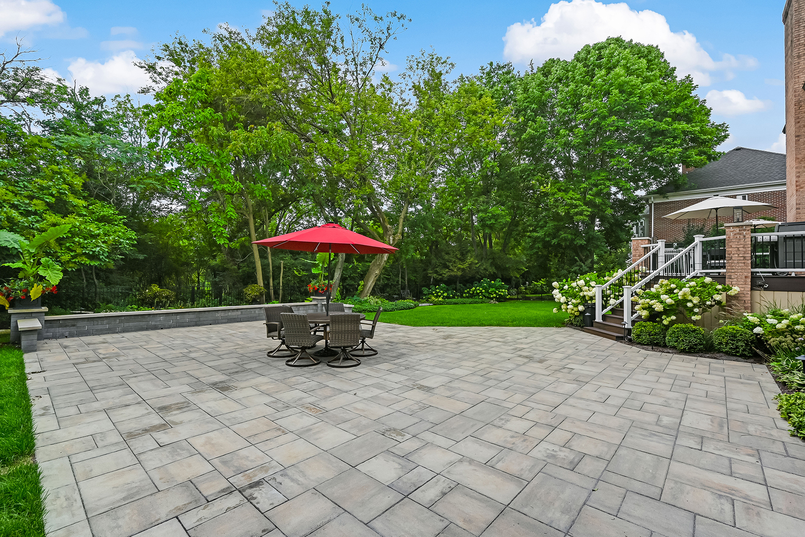 1813 Kelly Court Darien, IL 60561 - Photo 12 of 56