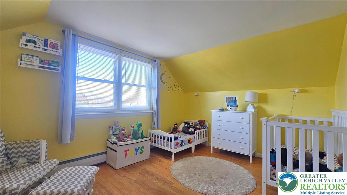 875 Poplar Road Hellertown, PA 18055 - Photo 24 of 33