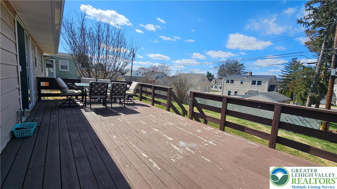 875 Poplar Road Hellertown, PA 18055 - Photo 27 of 33