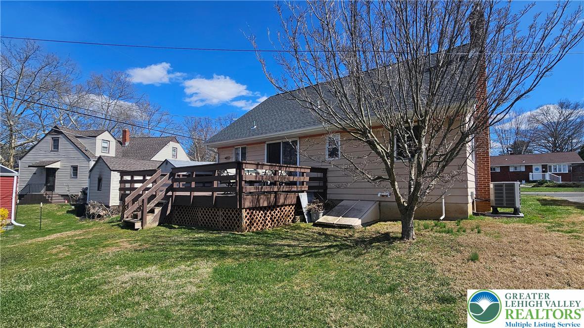 875 Poplar Road Hellertown, PA 18055 - Photo 28 of 33