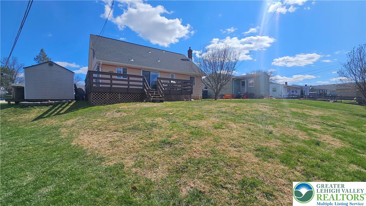 875 Poplar Road Hellertown, PA 18055 - Photo 30 of 33