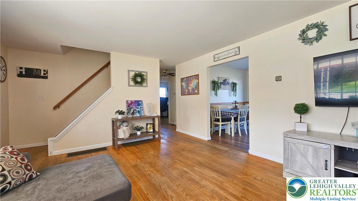 875 Poplar Road Hellertown, PA 18055 - Photo 9 of 33