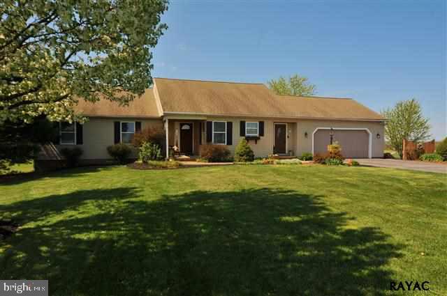 5144 Robin Road Dover, PA 17315 - Photo 1 of 29 Gallery Image 1