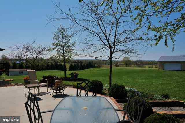 5144 Robin Road Dover, PA 17315 - Photo 4 of 29 Gallery Image 4