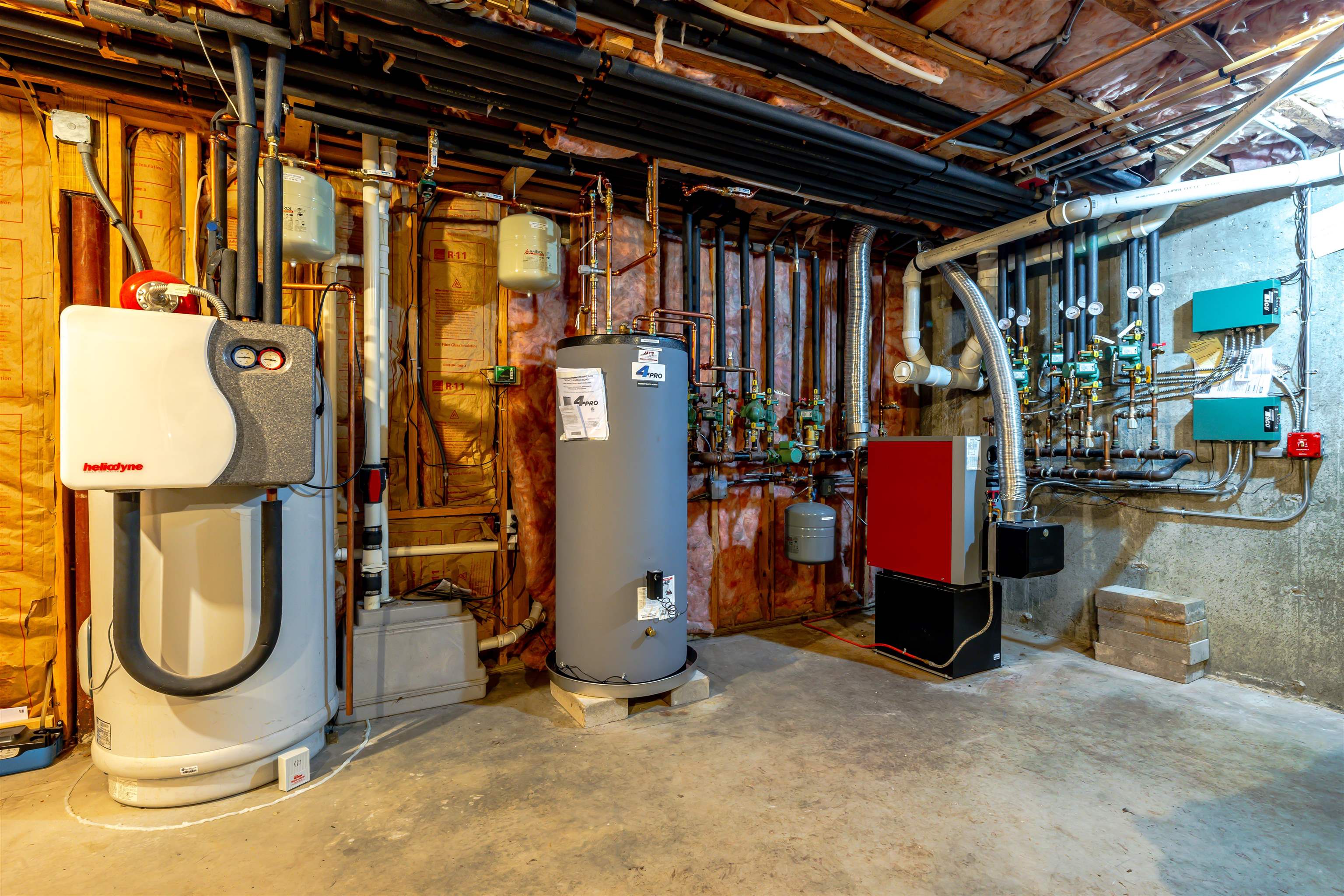 8 Coventry Road Concord, NH 03301 - Photo 27 of 40