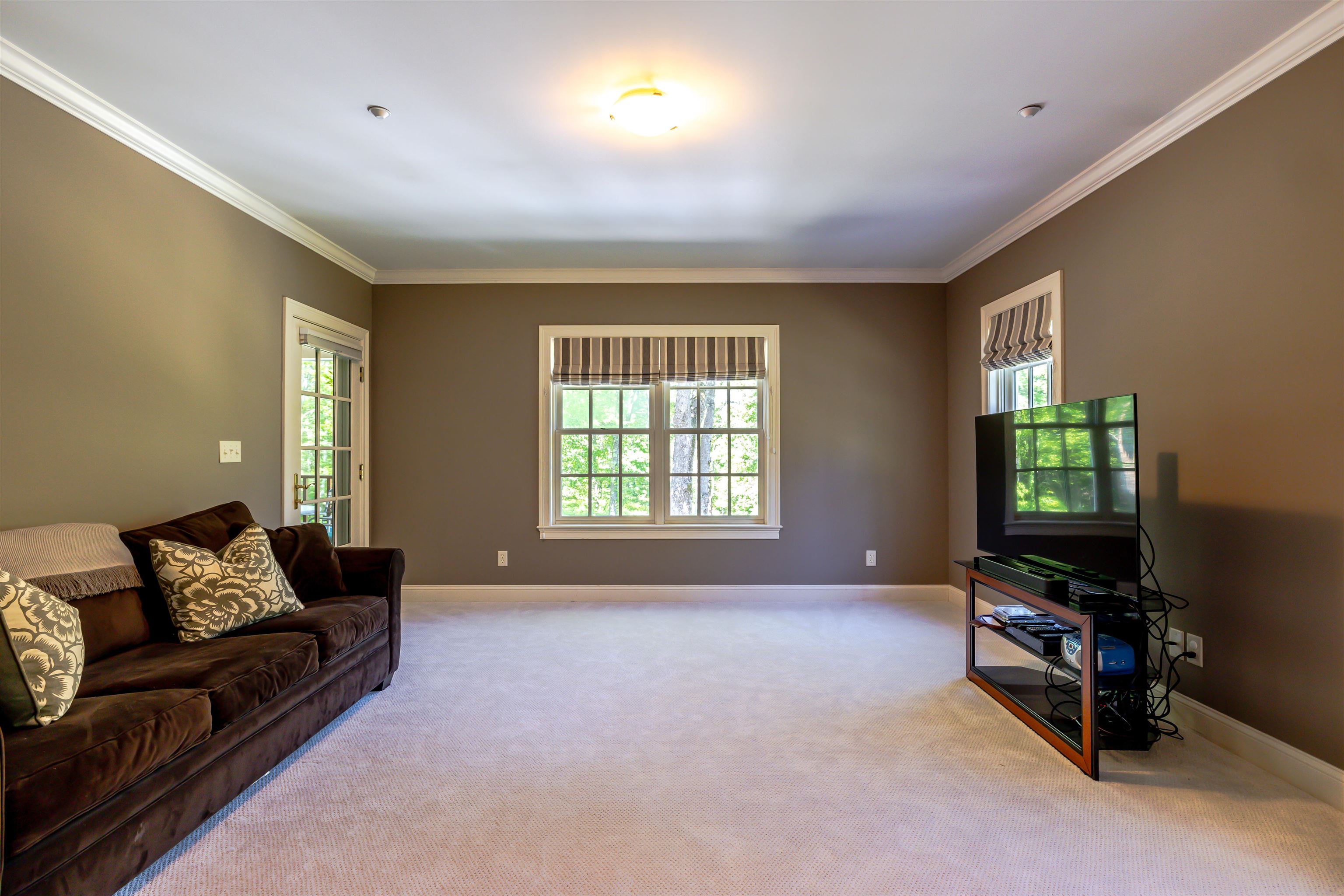 8 Coventry Road Concord, NH 03301 - Photo 6 of 40