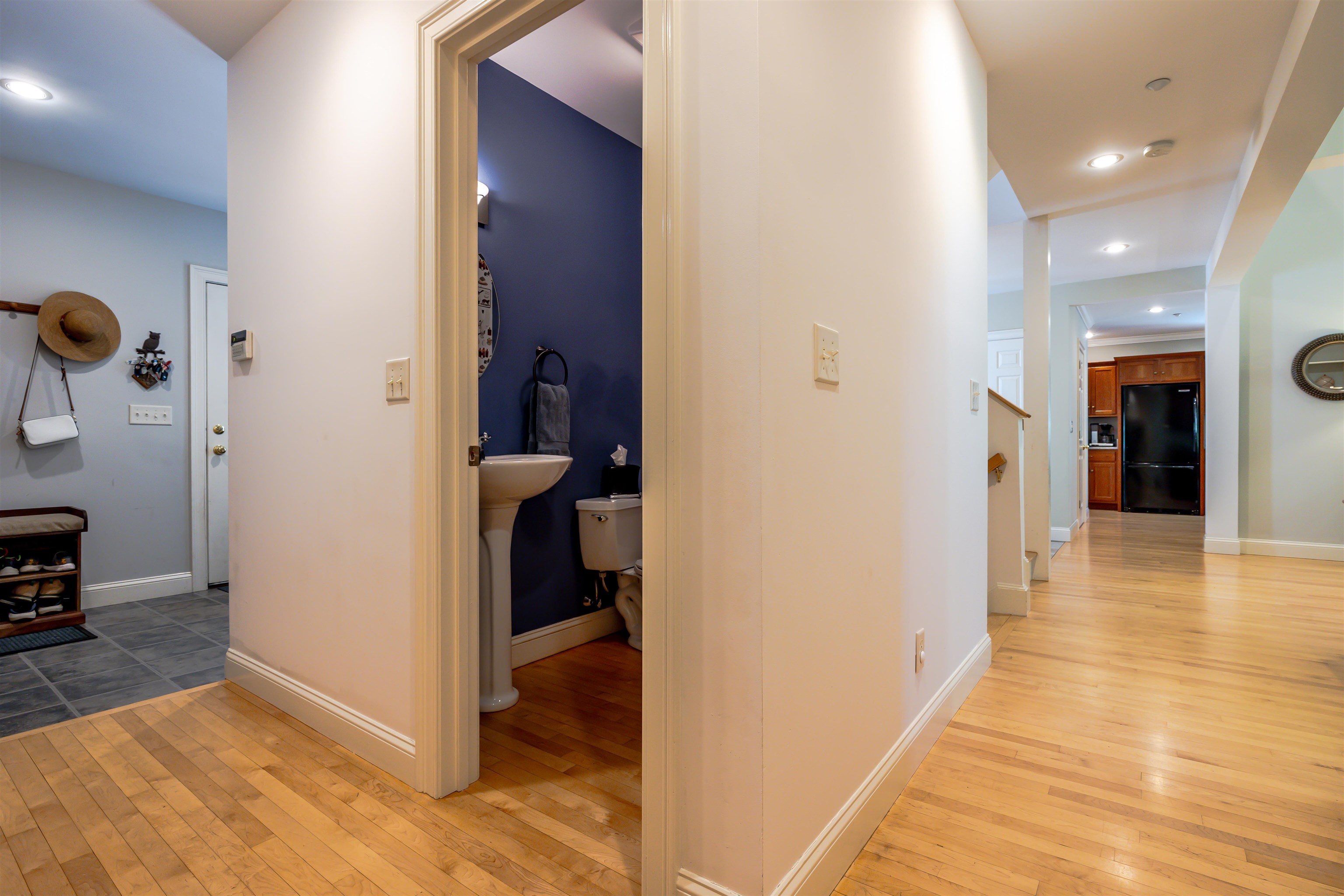 8 Coventry Road Concord, NH 03301 - Photo 9 of 40