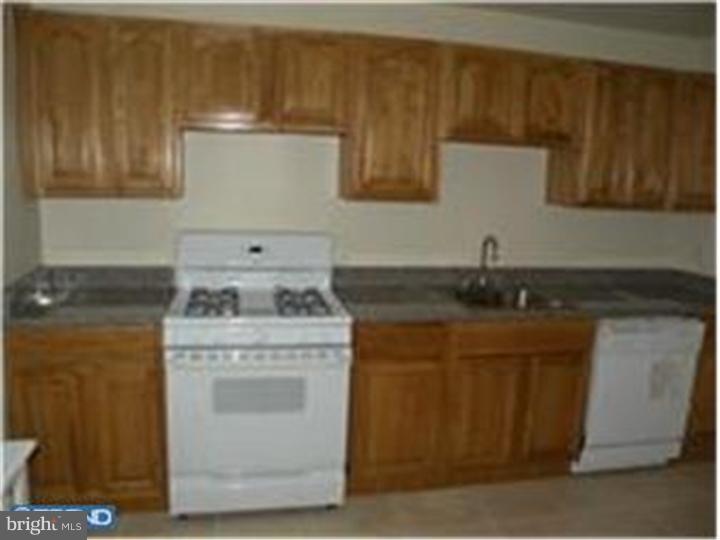1957 Georgian Road Philadelphia, PA 19138 - Photo 3 of 20 Unit #2