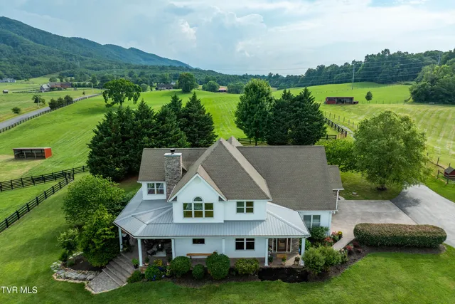 $2,390,000 | 2294 Dry Creek Road, Johnson City, TN 37604