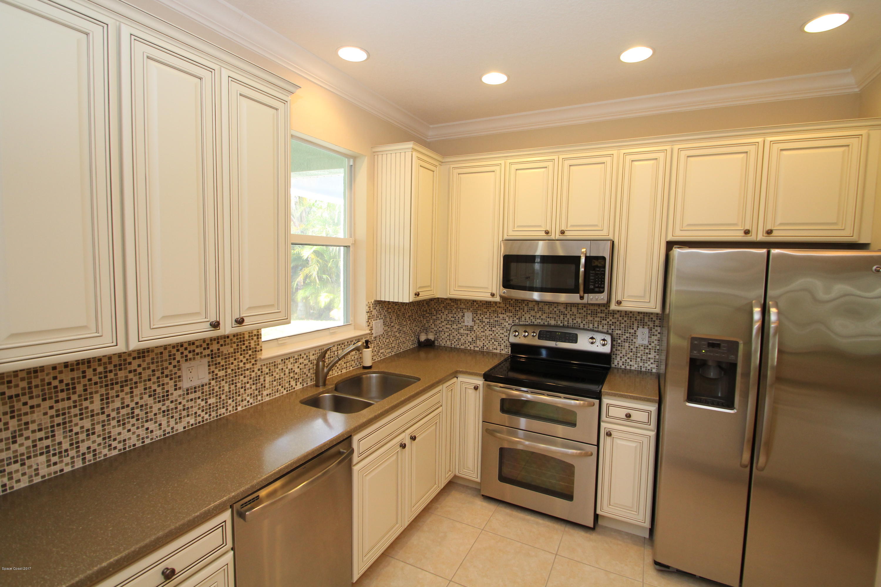431 Ulm Road Palm Bay, FL 32907 - Photo 6 of 32 IMG_7018