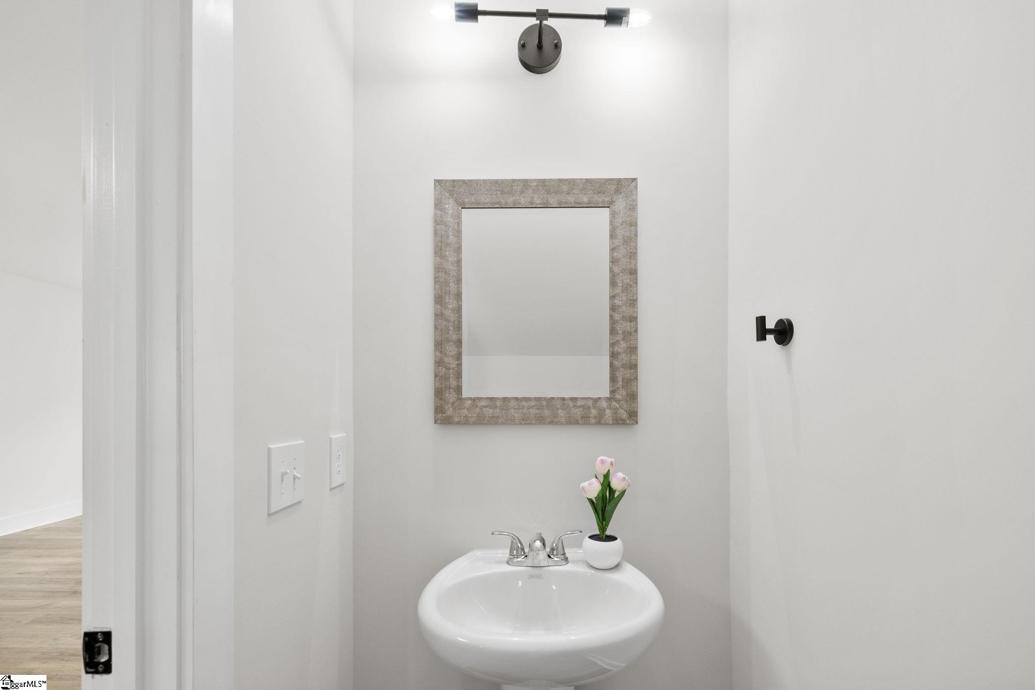 7 Robin Hood Road Taylors, SC 29687 - Photo 12 of 29