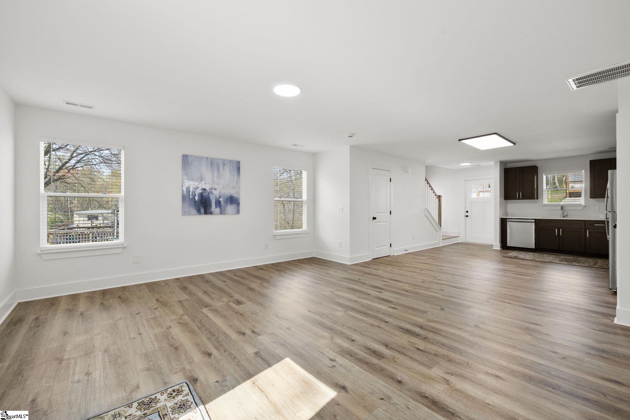 7 Robin Hood Road Taylors, SC 29687 - Photo 10 of 29