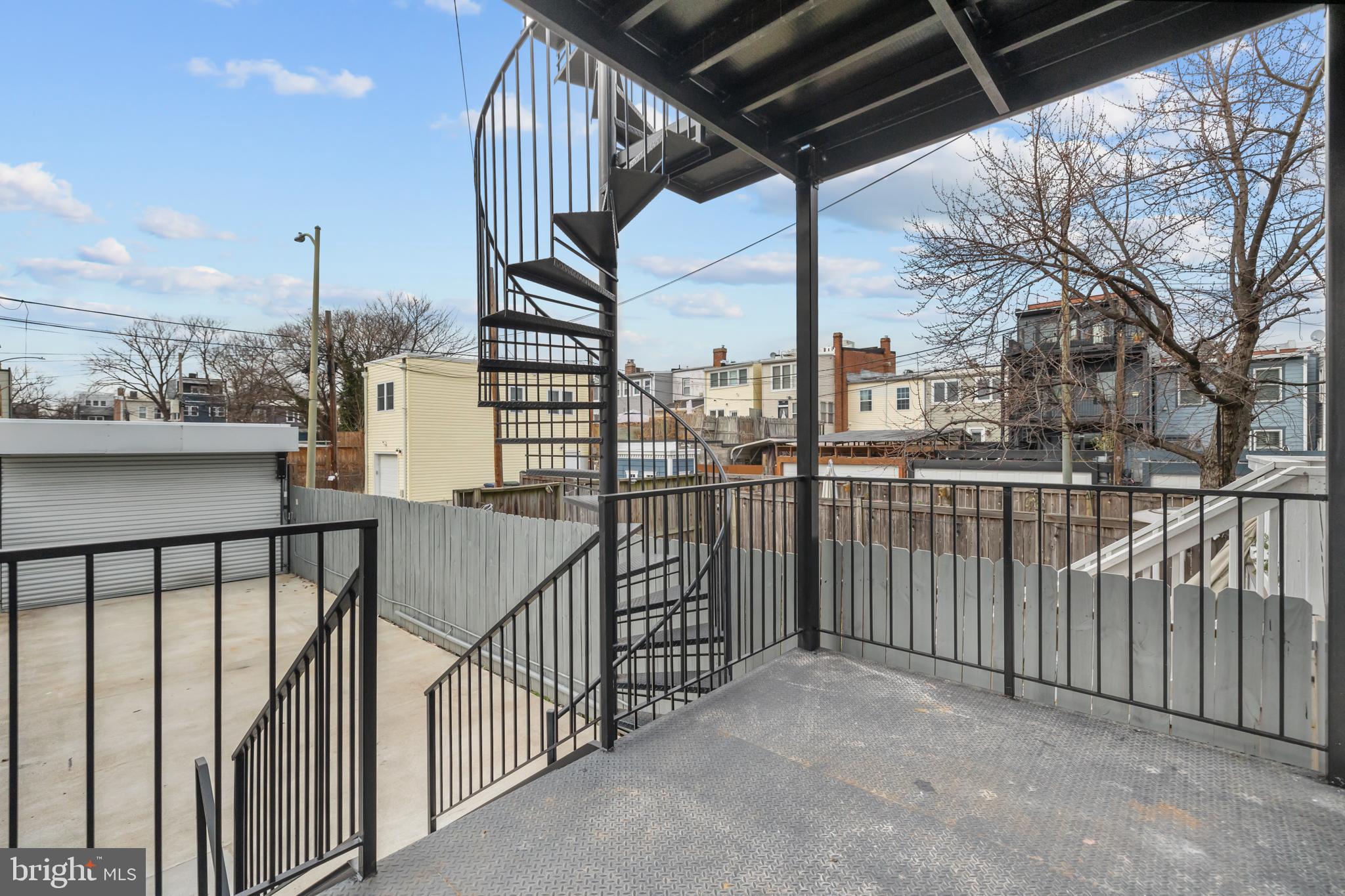 113 18th Street Southeast, Unit 1 Washington, DC 20003 - Photo 25 of 37 a view of a balcony with city view