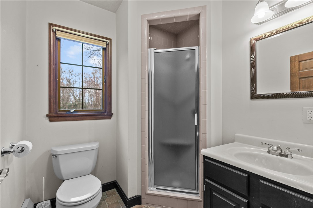 831 Crandall Road Tiverton, RI 02878 - Photo 15 of 50 Main Level Full Shower Bath