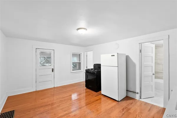 $1,850 | 104 Kincaid Avenue, Syracuse, NY 13204