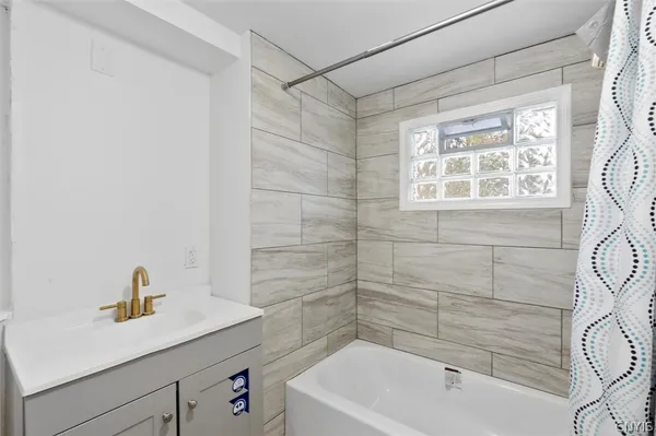 $1,850 | 104 Kincaid Avenue, Syracuse, NY 13204