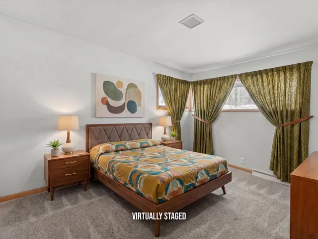 $285,000 | 1437 Arden Lane, Manitowoc, WI 54220