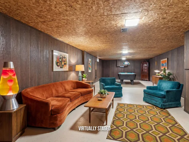 $285,000 | 1437 Arden Lane, Manitowoc, WI 54220