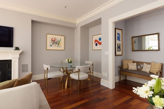$4,275,000 | 392 Marlborough Street, Unit 3, Boston, MA 02115