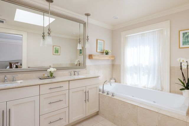 $4,275,000 | 392 Marlborough Street, Unit 3, Boston, MA 02115