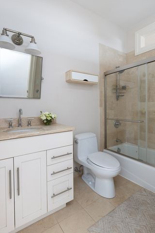 $4,275,000 | 392 Marlborough Street, Unit 3, Boston, MA 02115