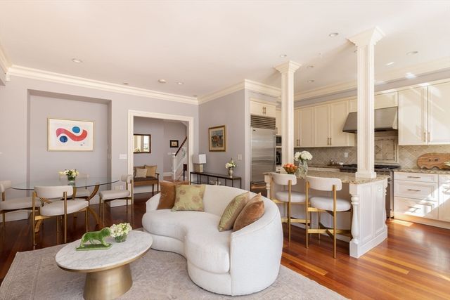 $4,275,000 | 392 Marlborough Street, Unit 3, Boston, MA 02115